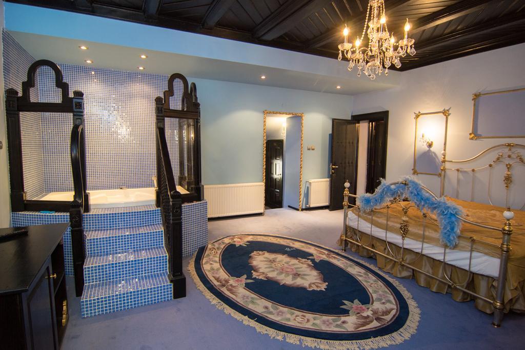 Casa Cu Farfurii Hotel Sinaia Bagian luar foto