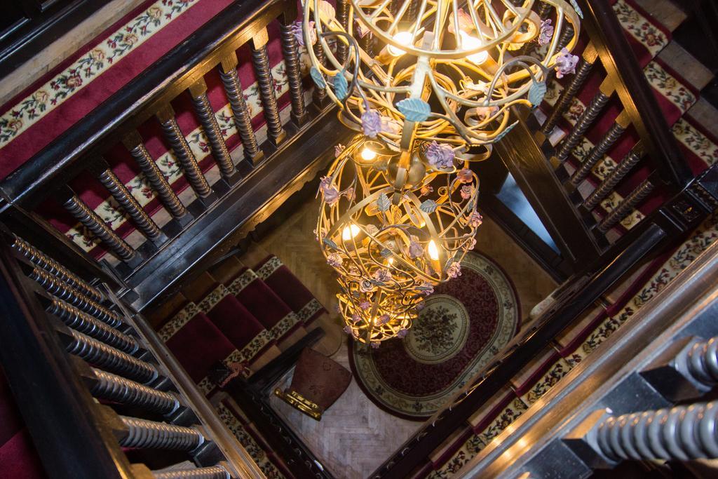 Casa Cu Farfurii Hotel Sinaia Bagian luar foto